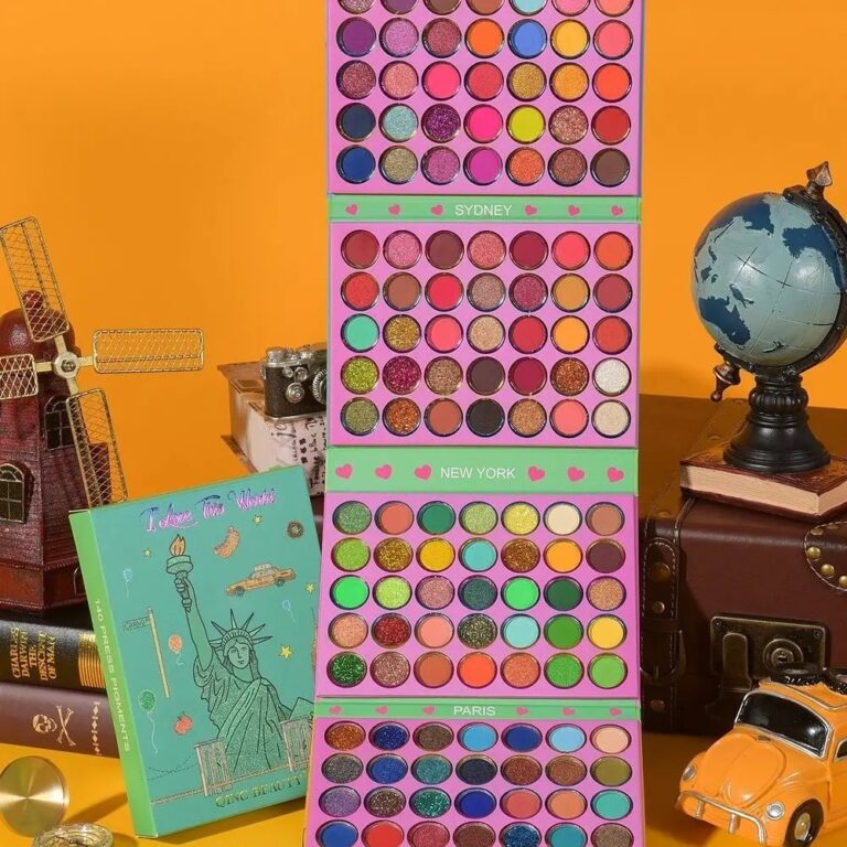 Qing Beauty I Love This World Palette